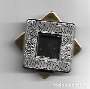 Médailles thématiques: ANTIGUA MEDALLA MILITAR SUIZA WINTERTHUR 1991